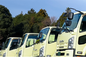 自社車両15台保有